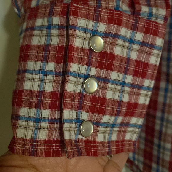 NWOT ELY CATTLEMAN LONG SLEEVE PEARL SNAP SHIRT - Picture 4 of 5